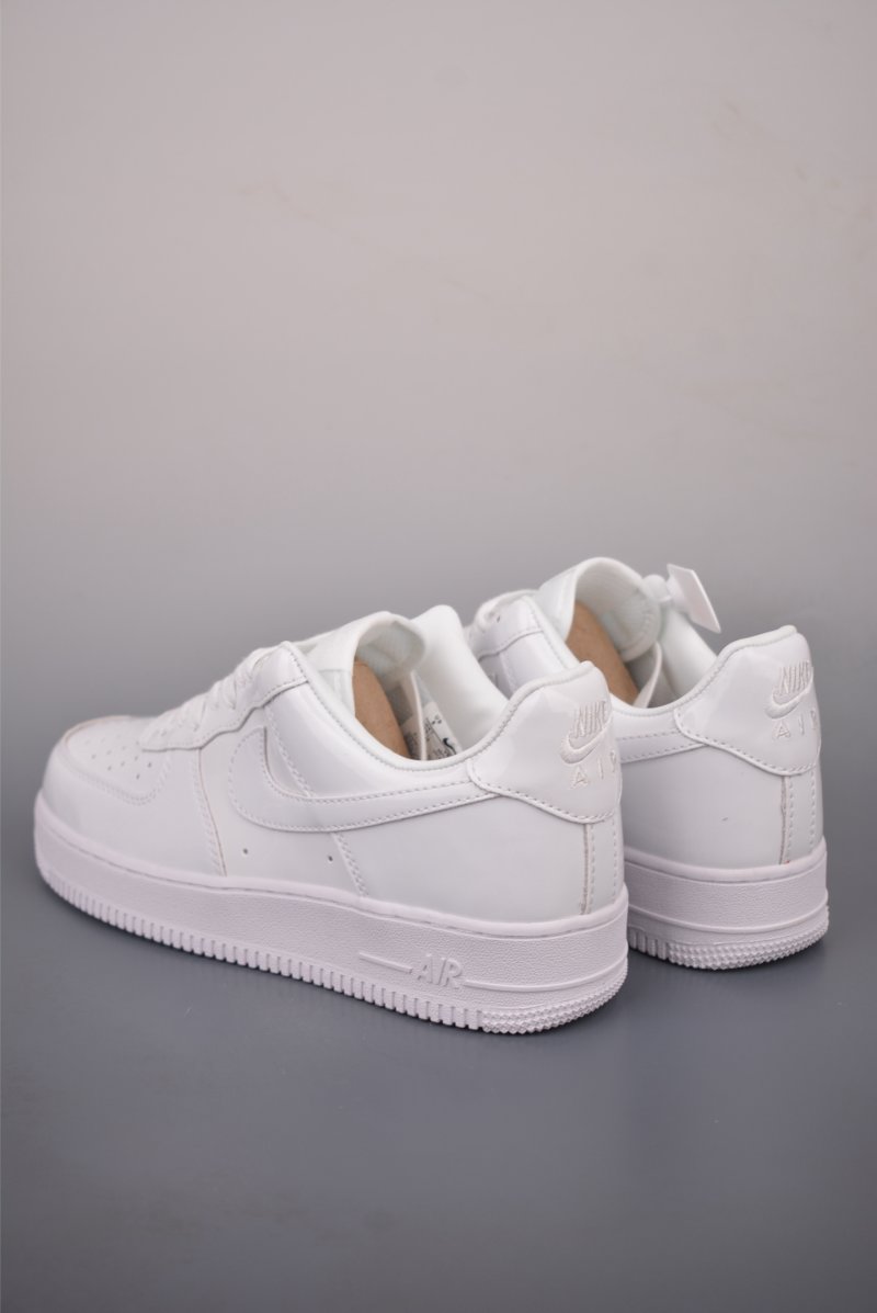 Nike Air Force 1 Low view