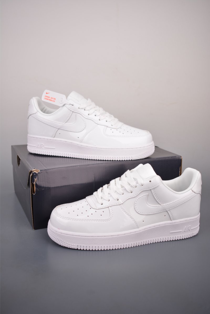 Nike Air Force 1 Low view