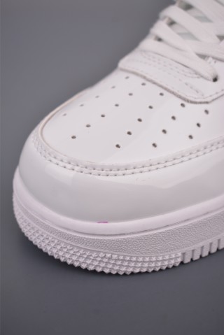 Nike Air Force 1 Low view 6