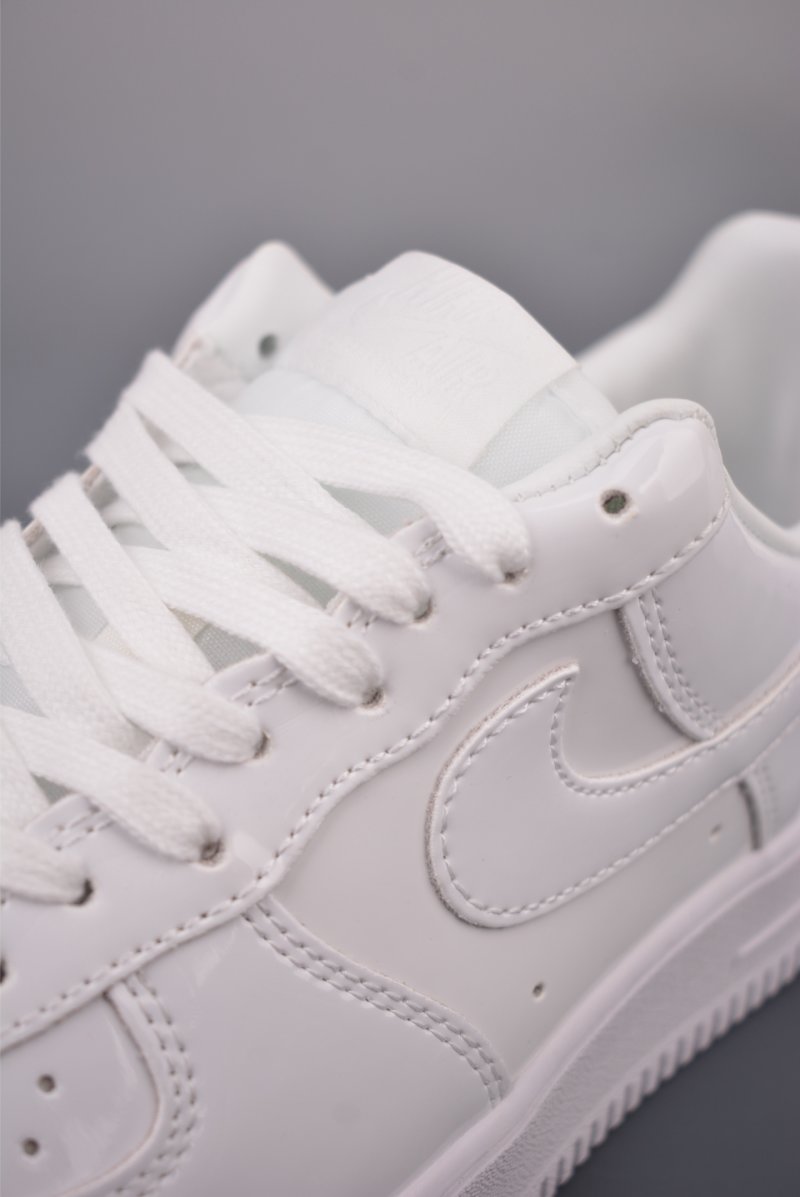 Nike Air Force 1 Low view