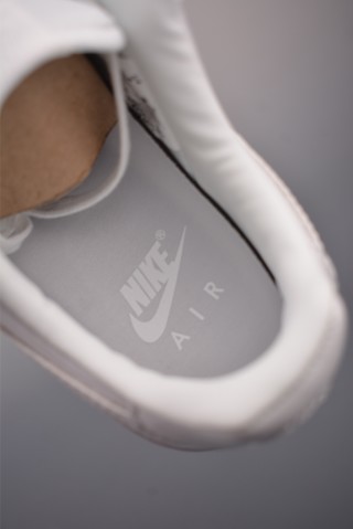 Nike Air Force 1 Low view 9