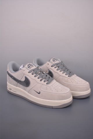 Nike Air Force 1 Low view 1