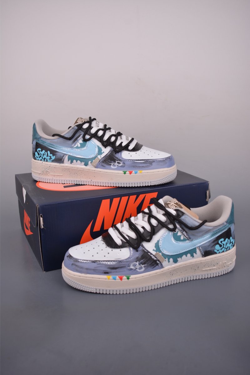 Nike Air Force 1 Low 'Hand-Painted Graffiti' view