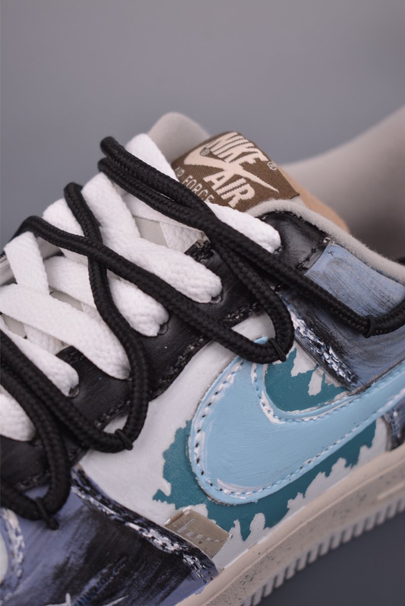 Nike Air Force 1 Low 'Hand-Painted Graffiti' view
