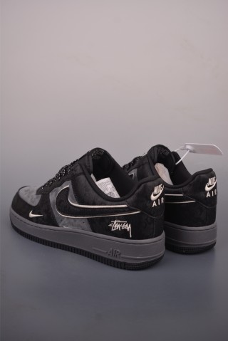 Nike Air Force 1 Low 'Stussy' view 2