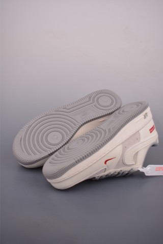 Nike Air Force 1 Low view 3