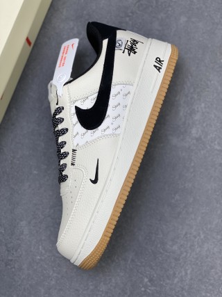 Nike Air Force 1 Low 'Gold' view 7