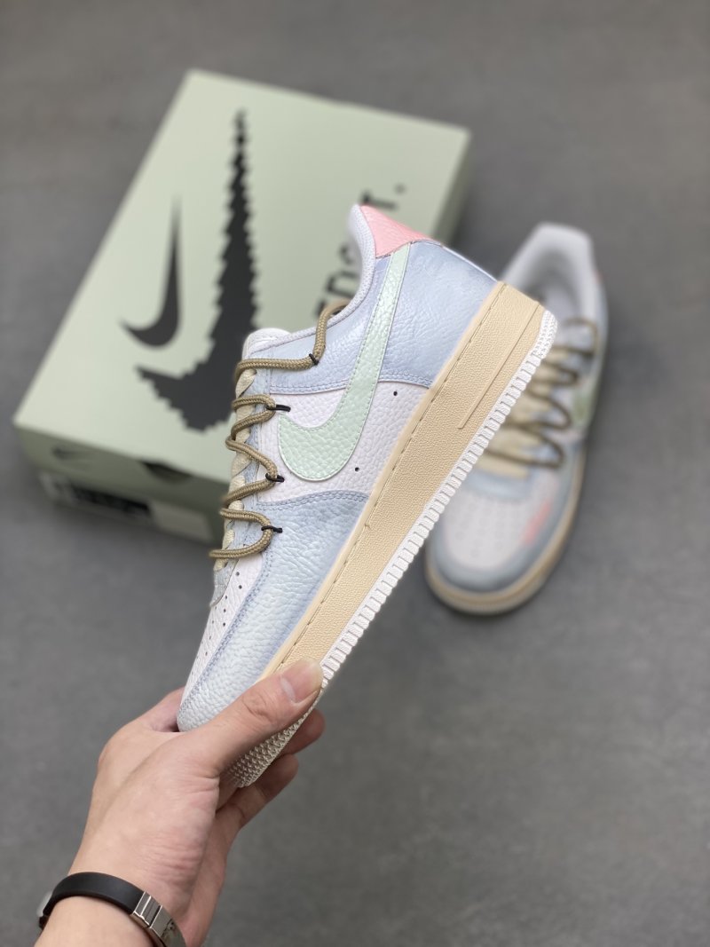 Nike Air Force 1 Low 'Gold' view