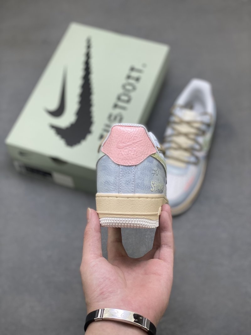 Nike Air Force 1 Low 'Gold' view