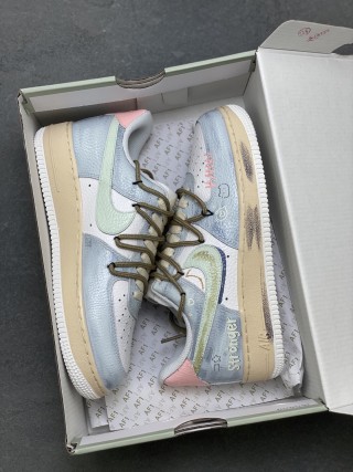 Nike Air Force 1 Low 'Gold' view 9