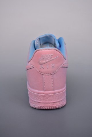 Nike Air Force 1 Low view 4
