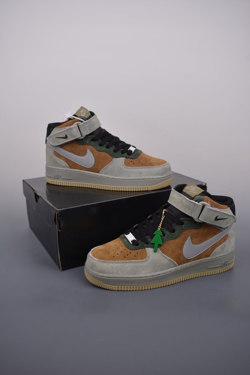 Nike Air Force 1 Mid view