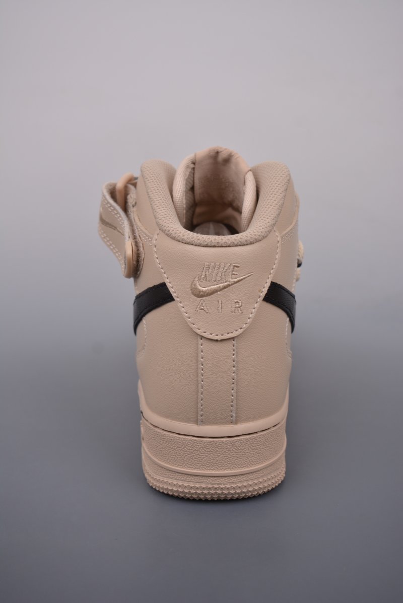 Nike Air Force 1 Mid view