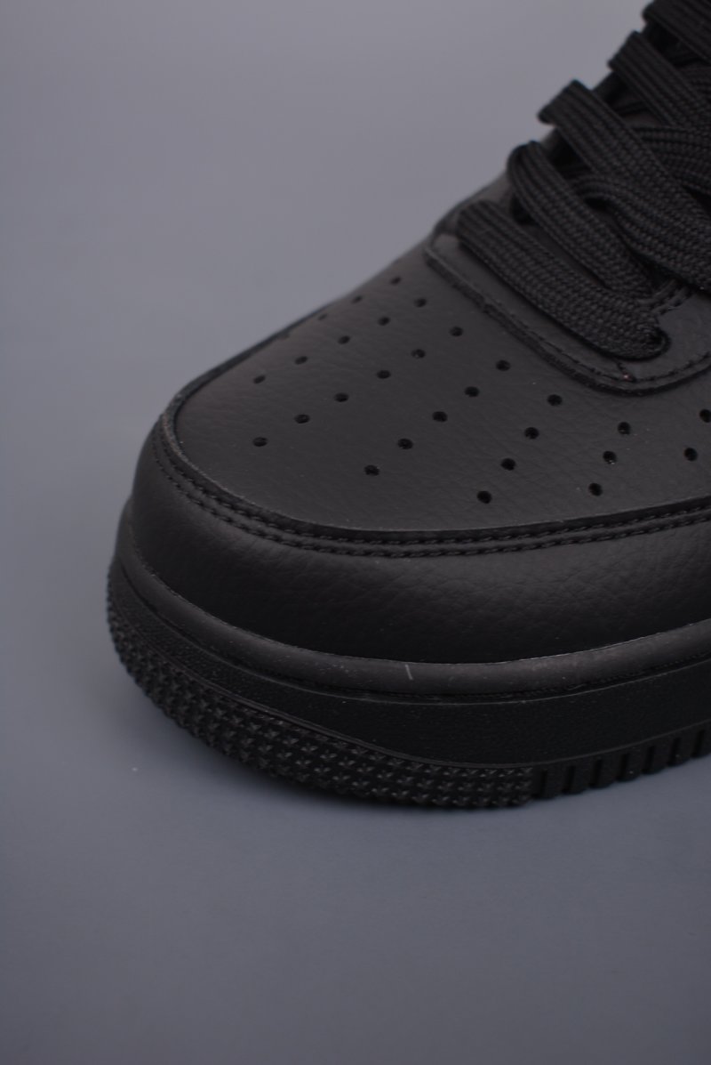 Nike Air Force 1 Mid 'Black / White' view