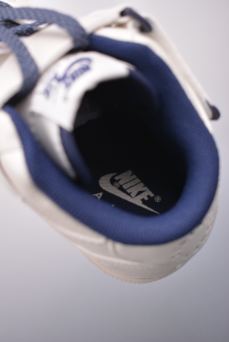 Nike Air Force 1 Mid 'Blue' view