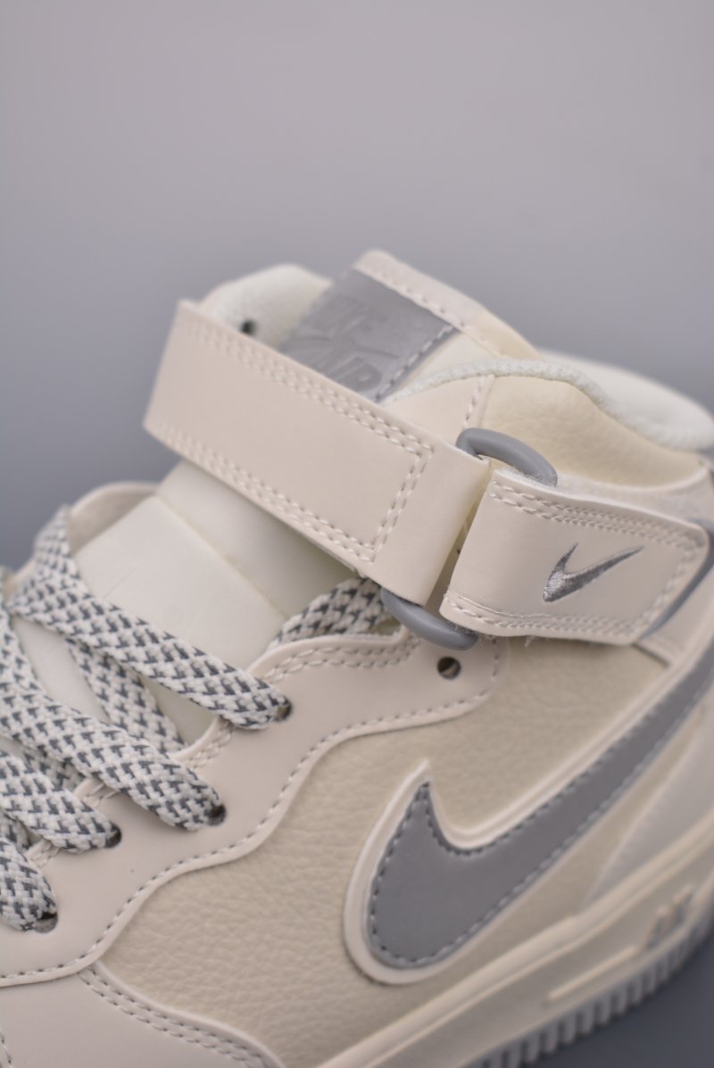 Nike Air Force 1 Mid 'Grey' view