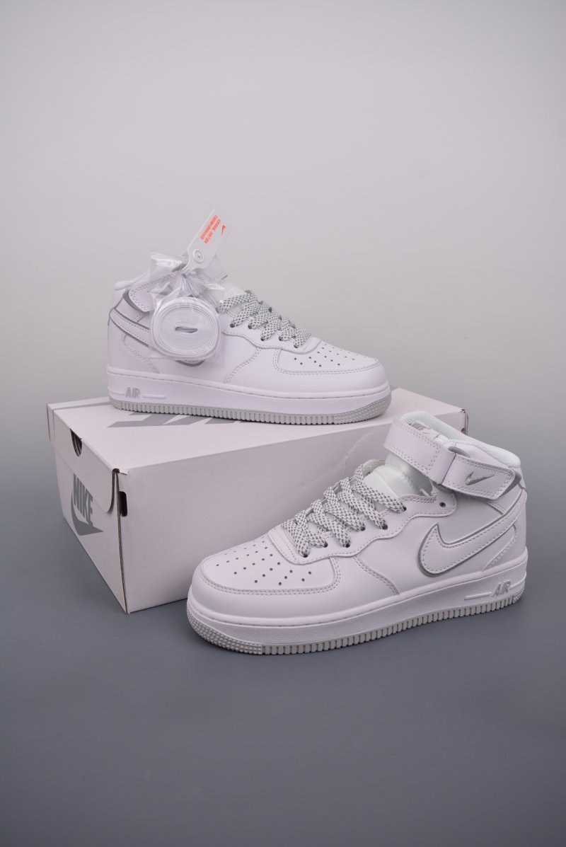 Nike Air Force 1 Mid 'White' view