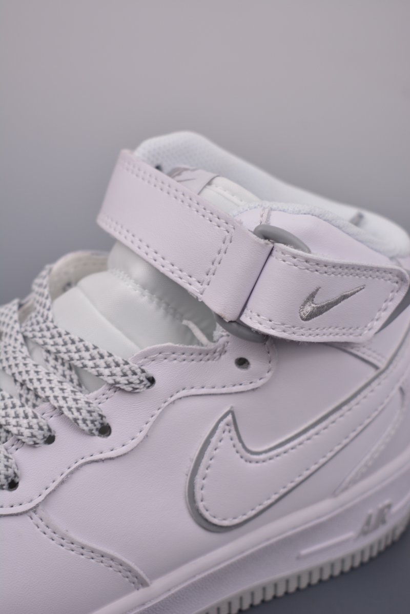 Nike Air Force 1 Mid 'White' view