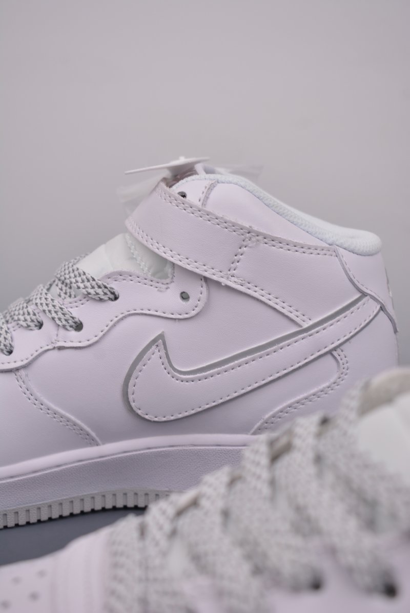 Nike Air Force 1 Mid 'White' view