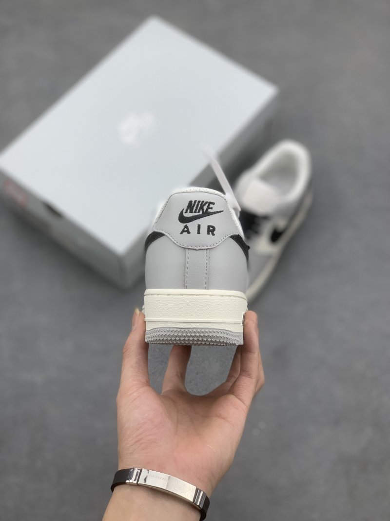 Nike Air Force 1 Low 'Soot' view