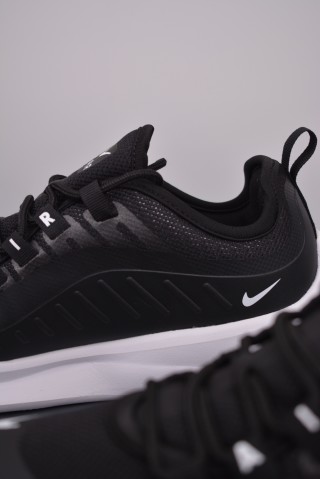 Nike Air Max Axis view 8