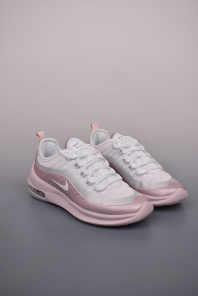 Nike Air Max Axis view