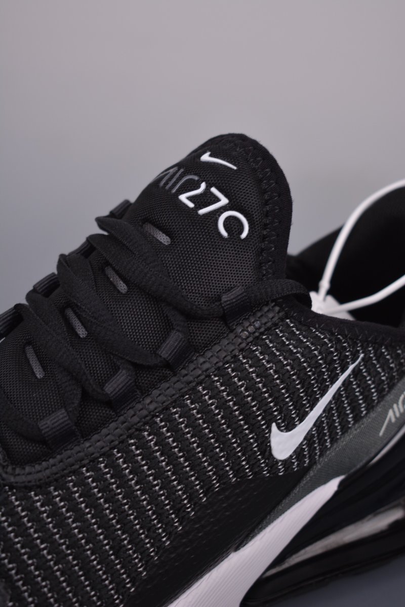Nike Air Max 270 SE view