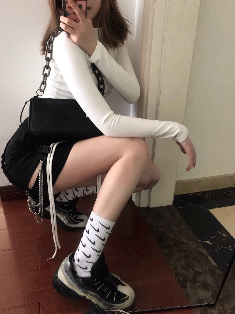 Nike Air Max 95 x CDG view
