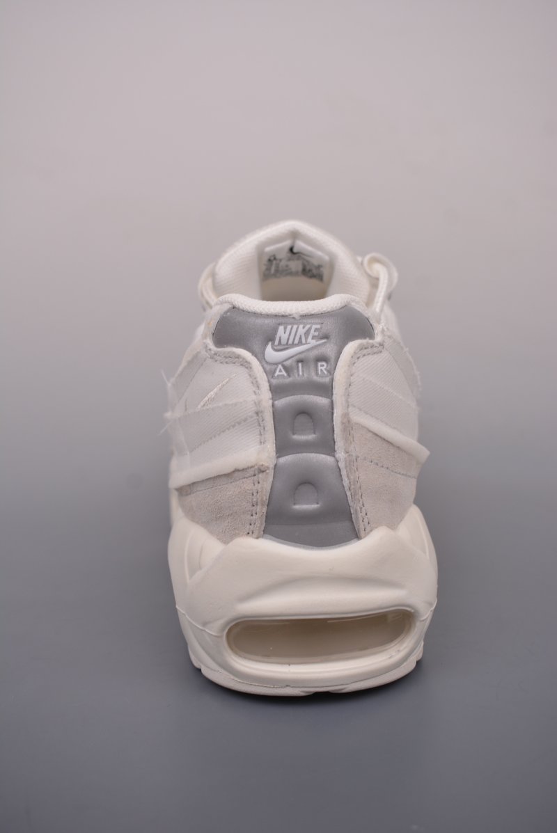 Nike Air Max 95 x CDG view