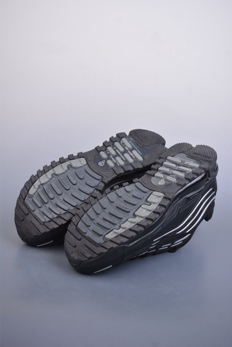 Nike Air Max TL 2.5 Pack x CDG Homme Plus view