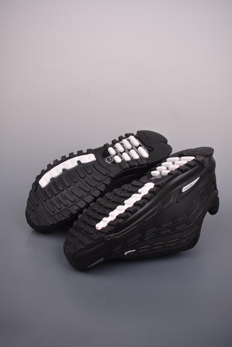 Nike Air Max TL 2.5 Pack x CDG Homme Plus view