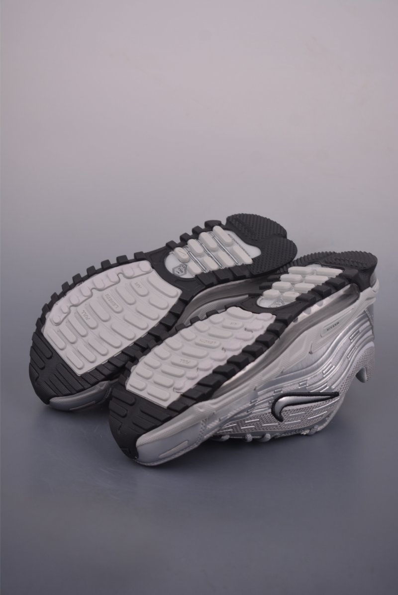Nike Air Max TL 2.5 Pack x CDG Homme Plus view