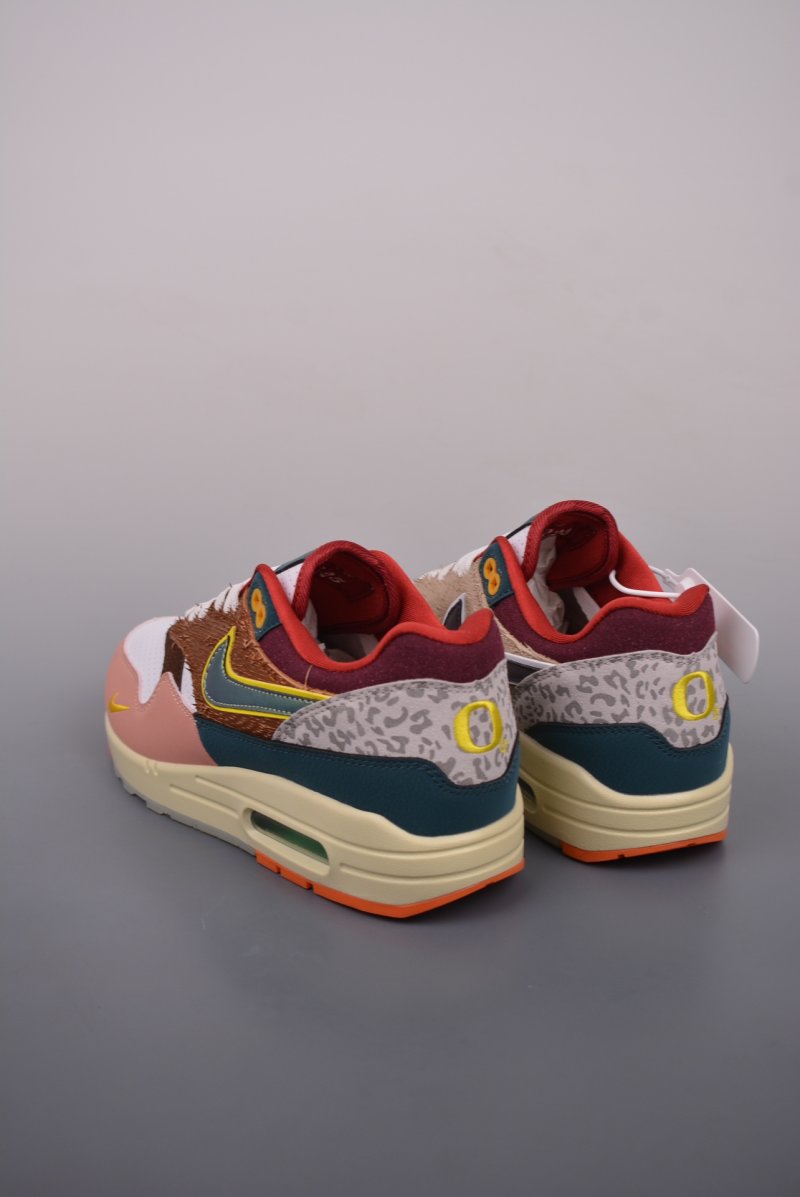Nike Division Street Air Max 1 'Oregon Ducks' view