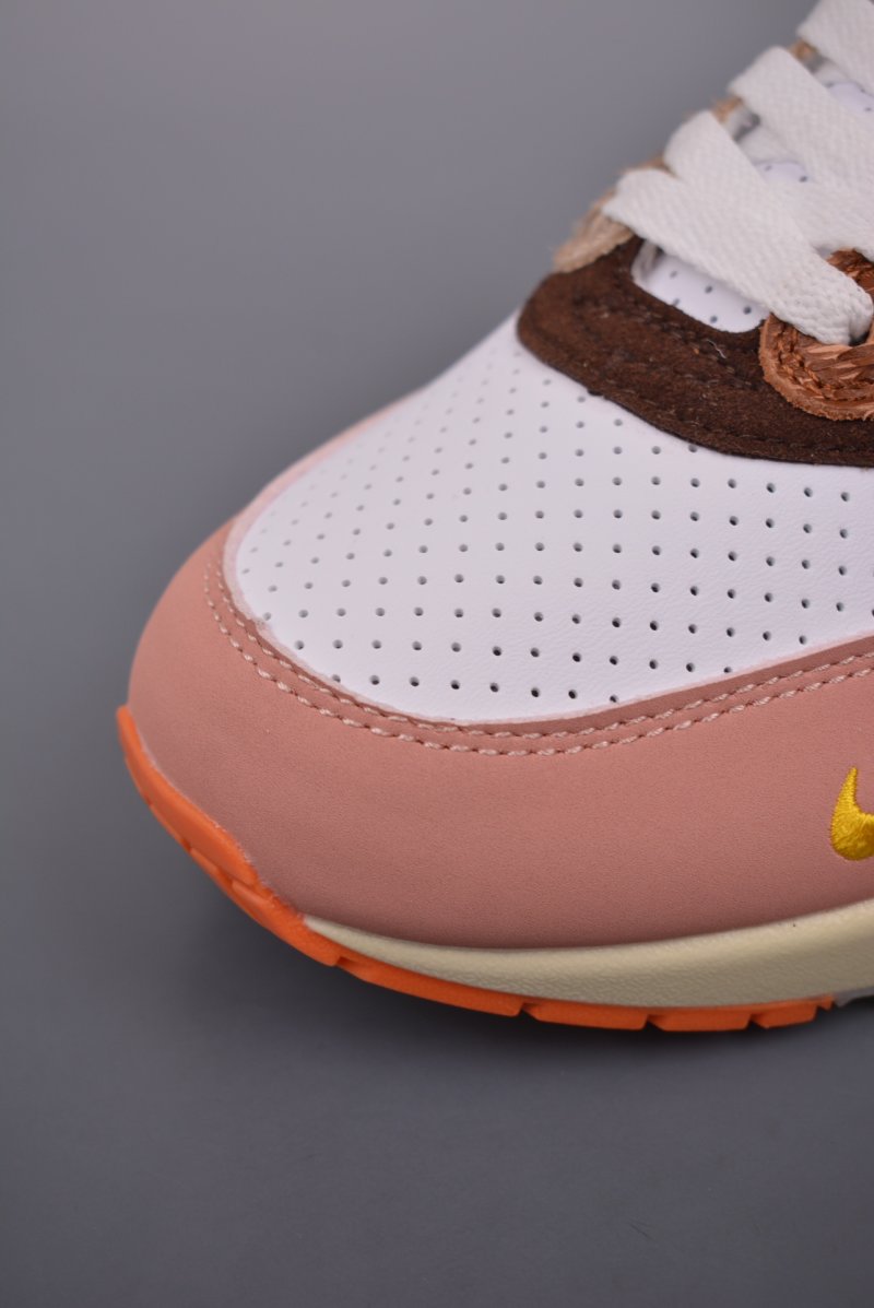 Nike Division Street Air Max 1 'Oregon Ducks' view