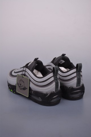 Nike Division Street Air Max 95/97 view 2