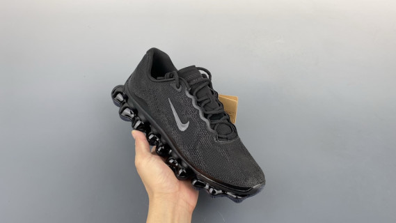 Nike Air Liquid Max view 1