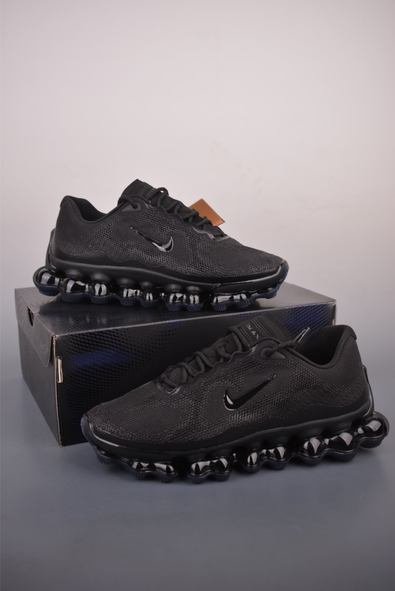 Nike Air Liquid Max view