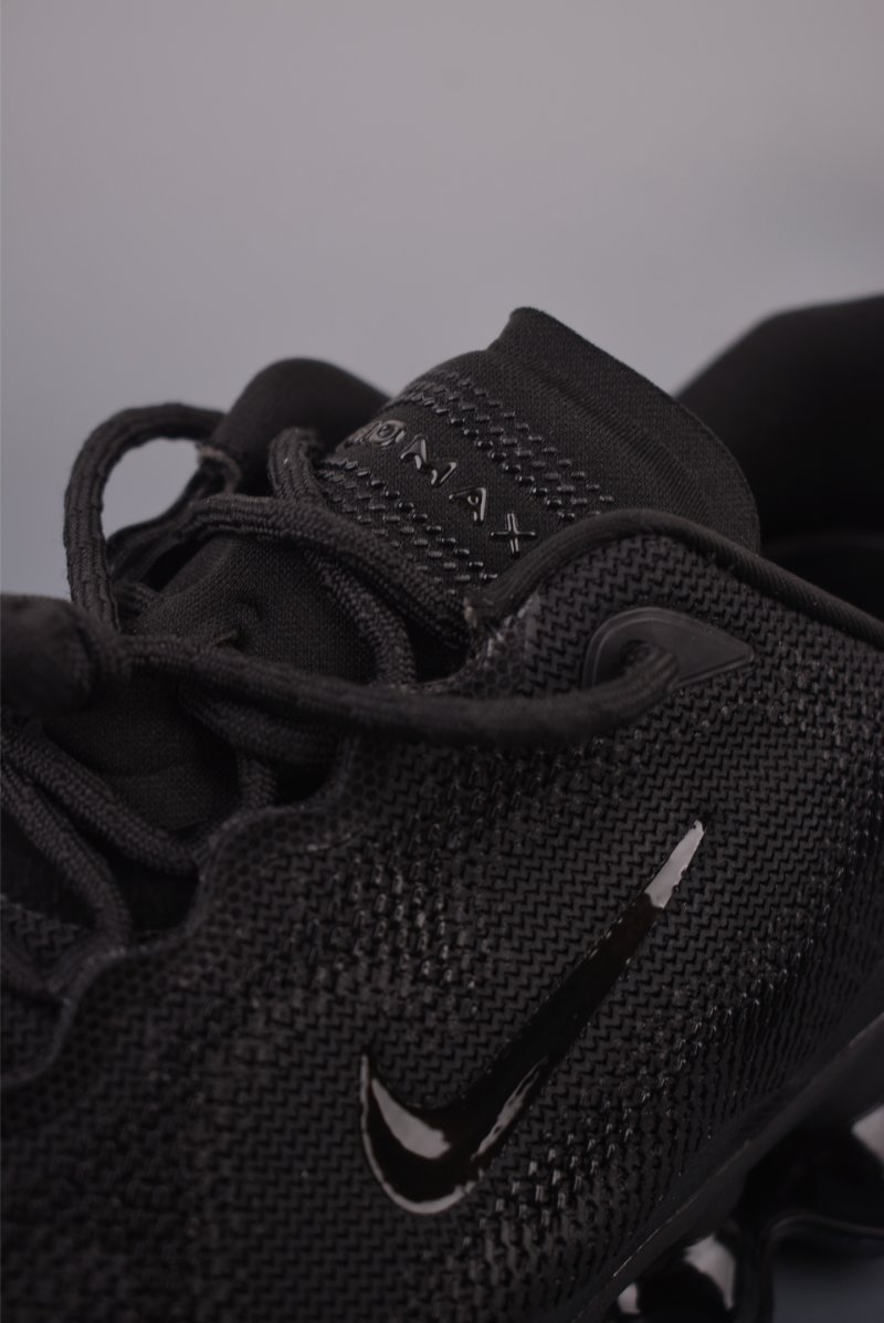 Nike Air Liquid Max view
