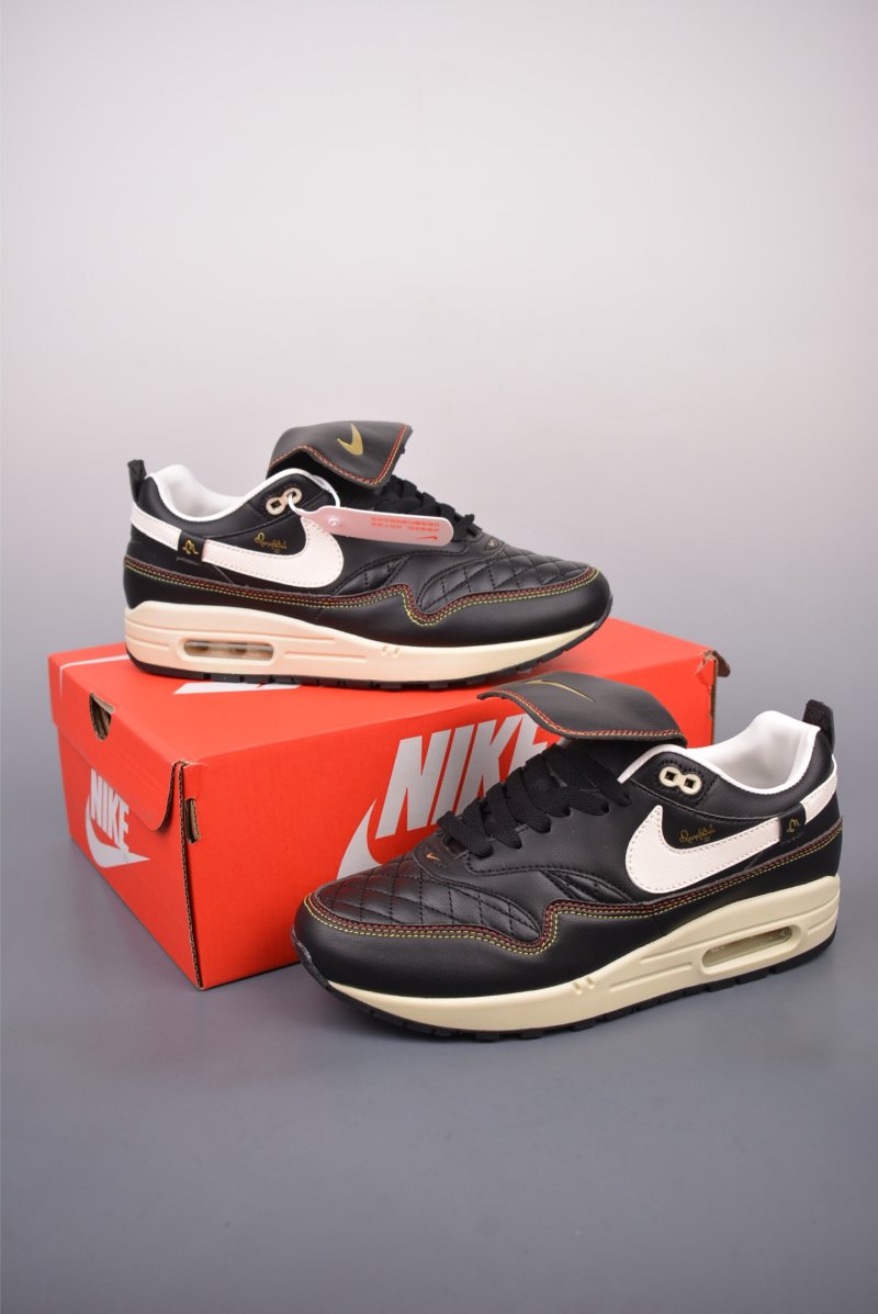 Nike Air Max 1 view
