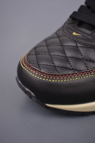 Nike Air Max 1 view 6