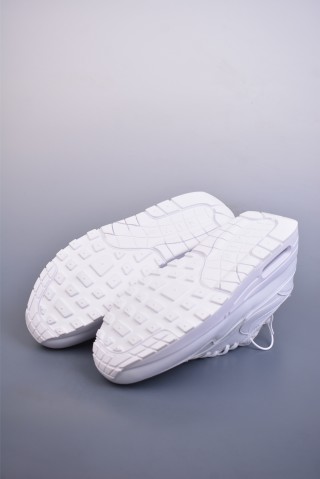 Nike Air Max 1 view 3