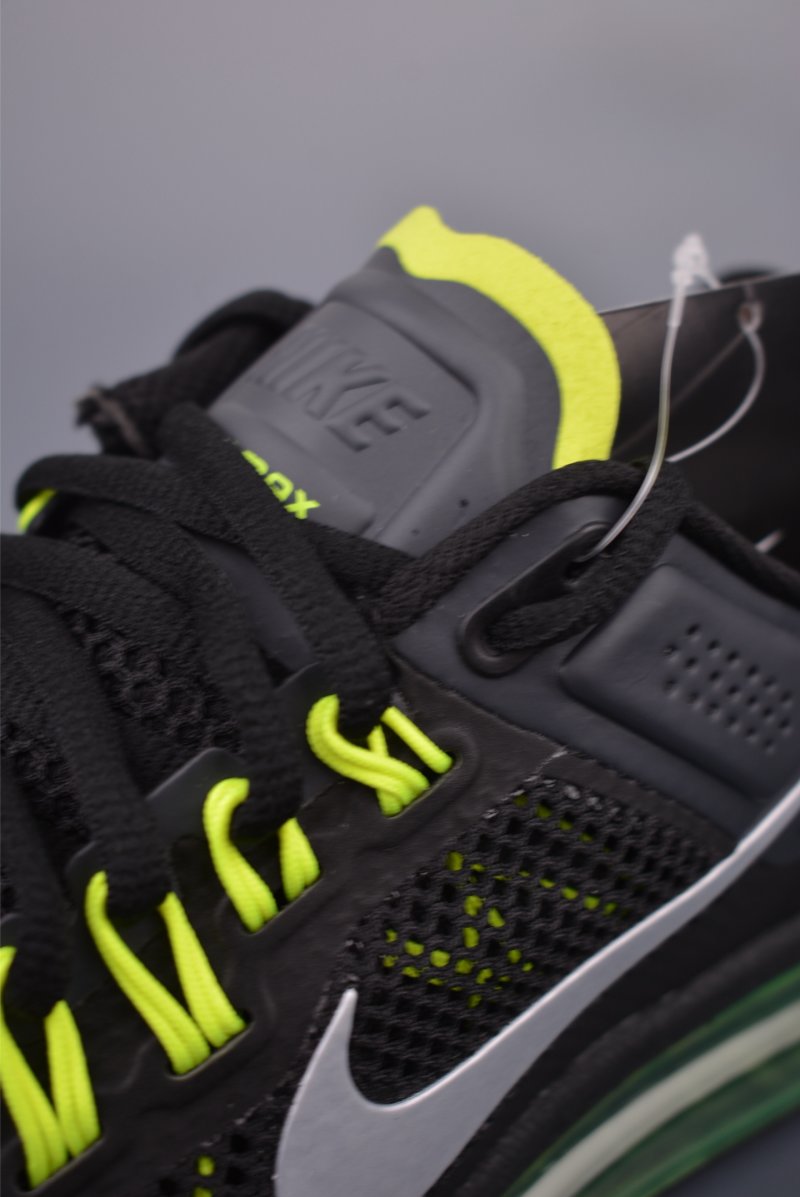 Nike Air Max 2013 view