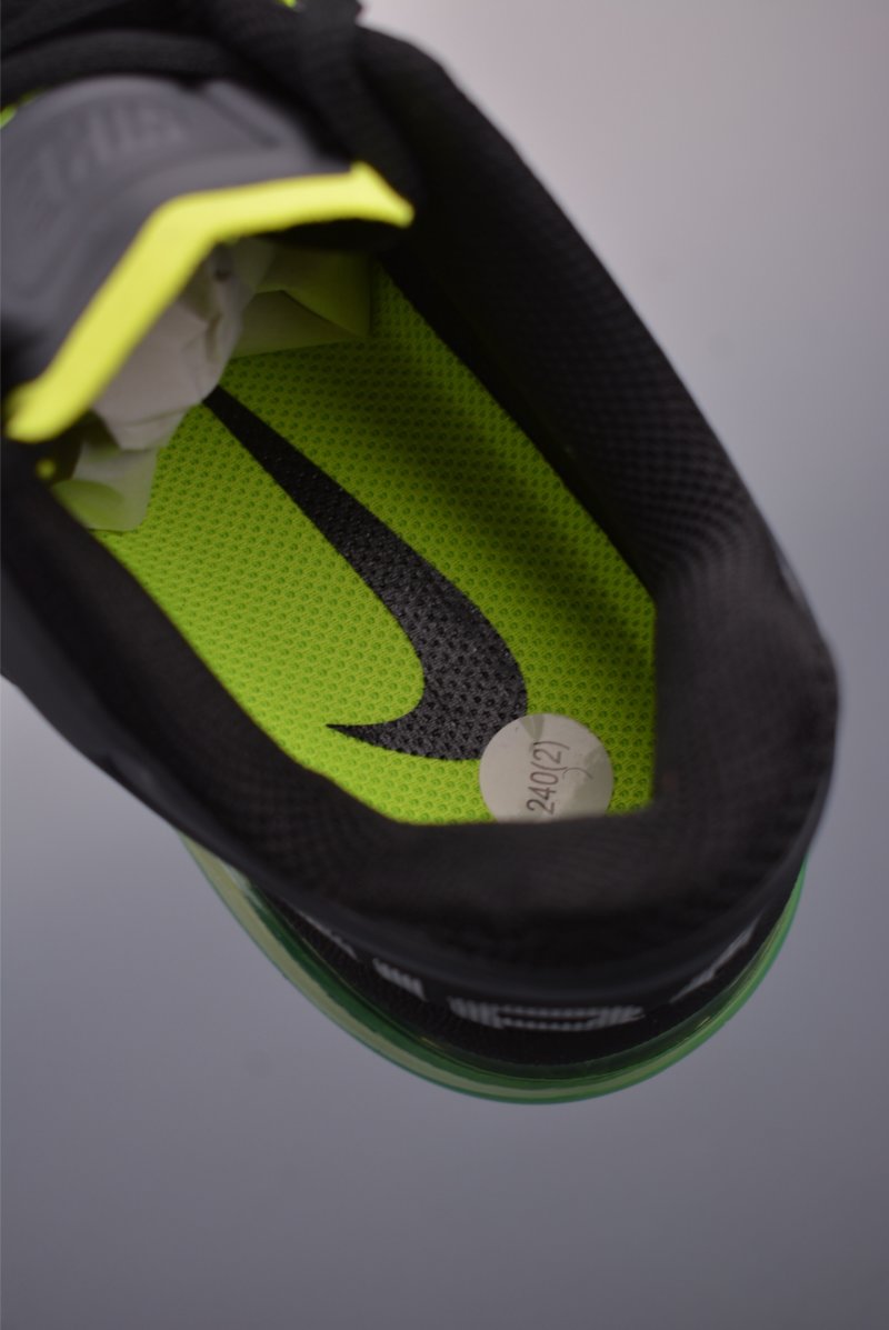 Nike Air Max 2013 view