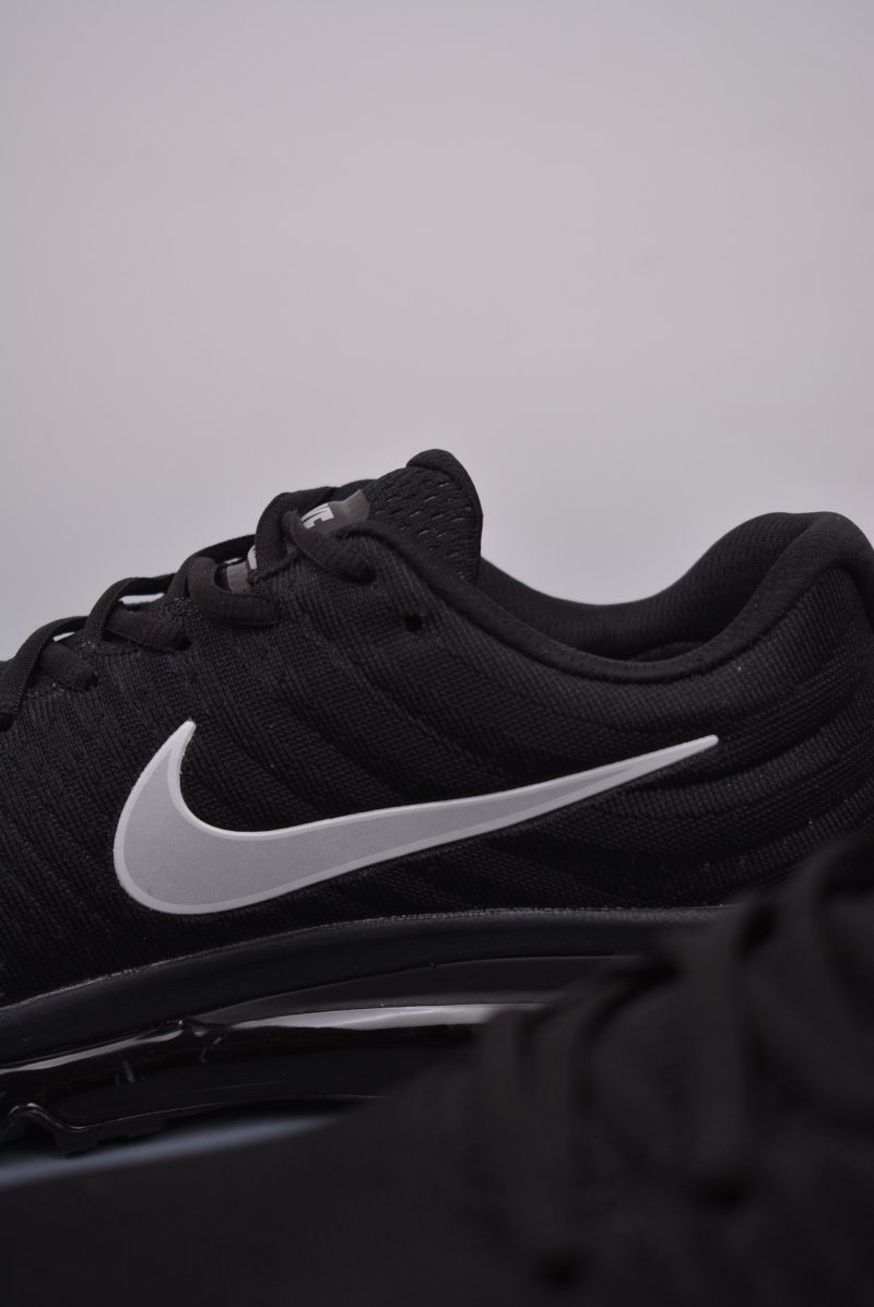 Nike Air Max 2017 view