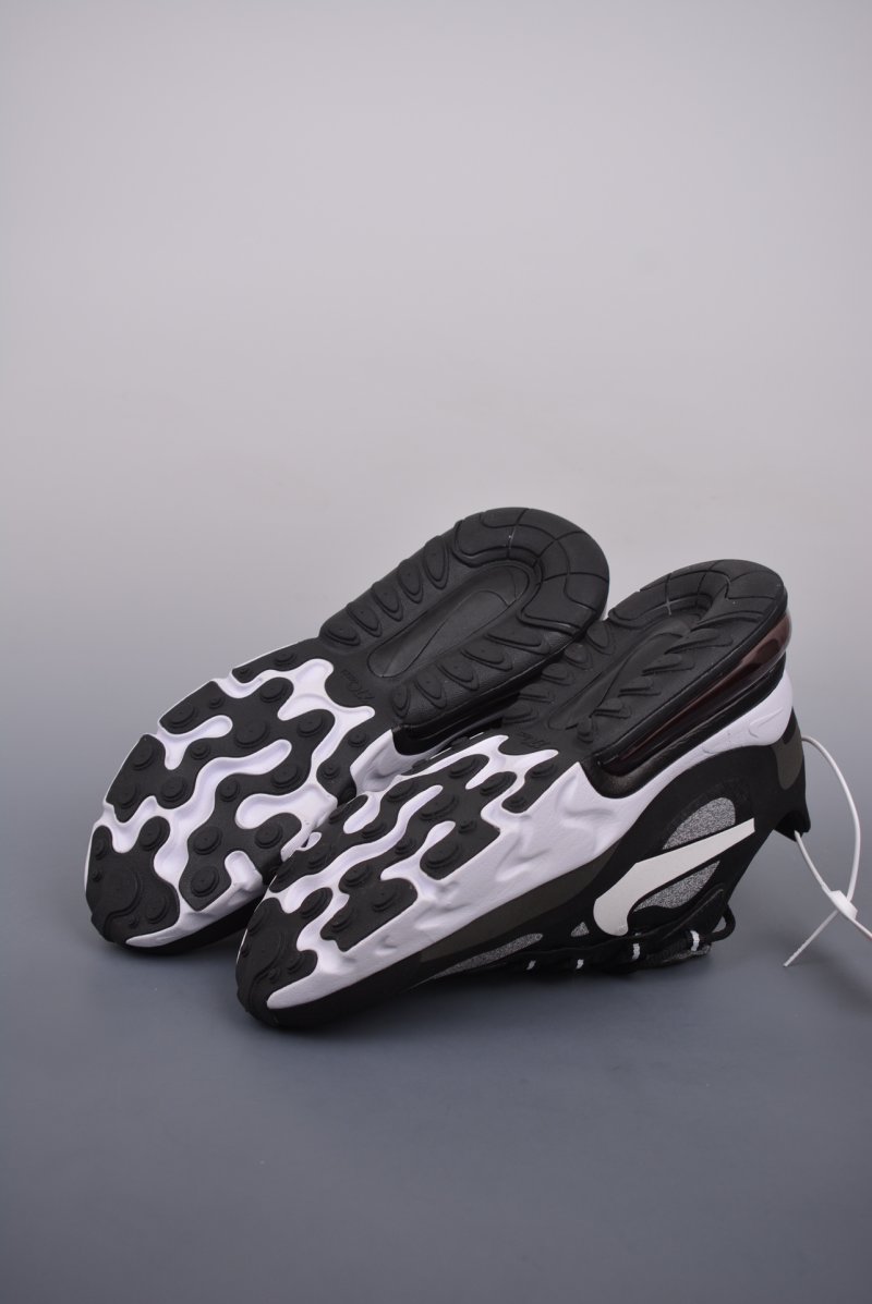 Nike Air Max 270 view