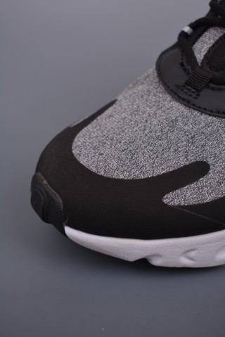 Nike Air Max 270 view 6