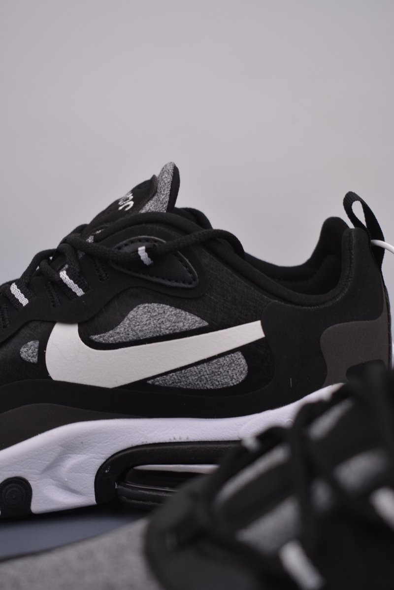 Nike Air Max 270 view