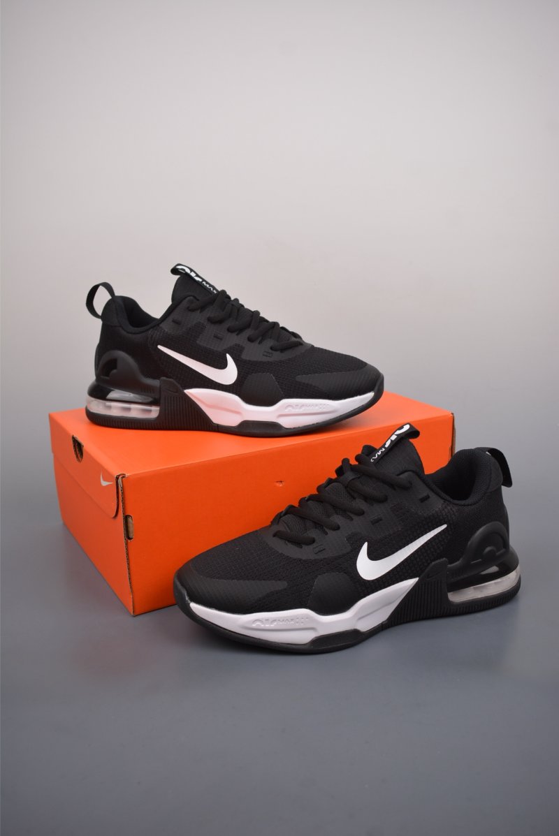 Nike Air Max Alpha Trainer 5 view
