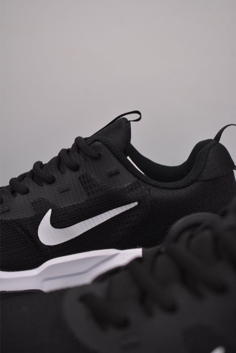 Nike Air Max Alpha Trainer 5 view