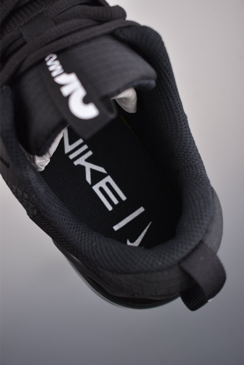 Nike Air Max Alpha Trainer 5 view